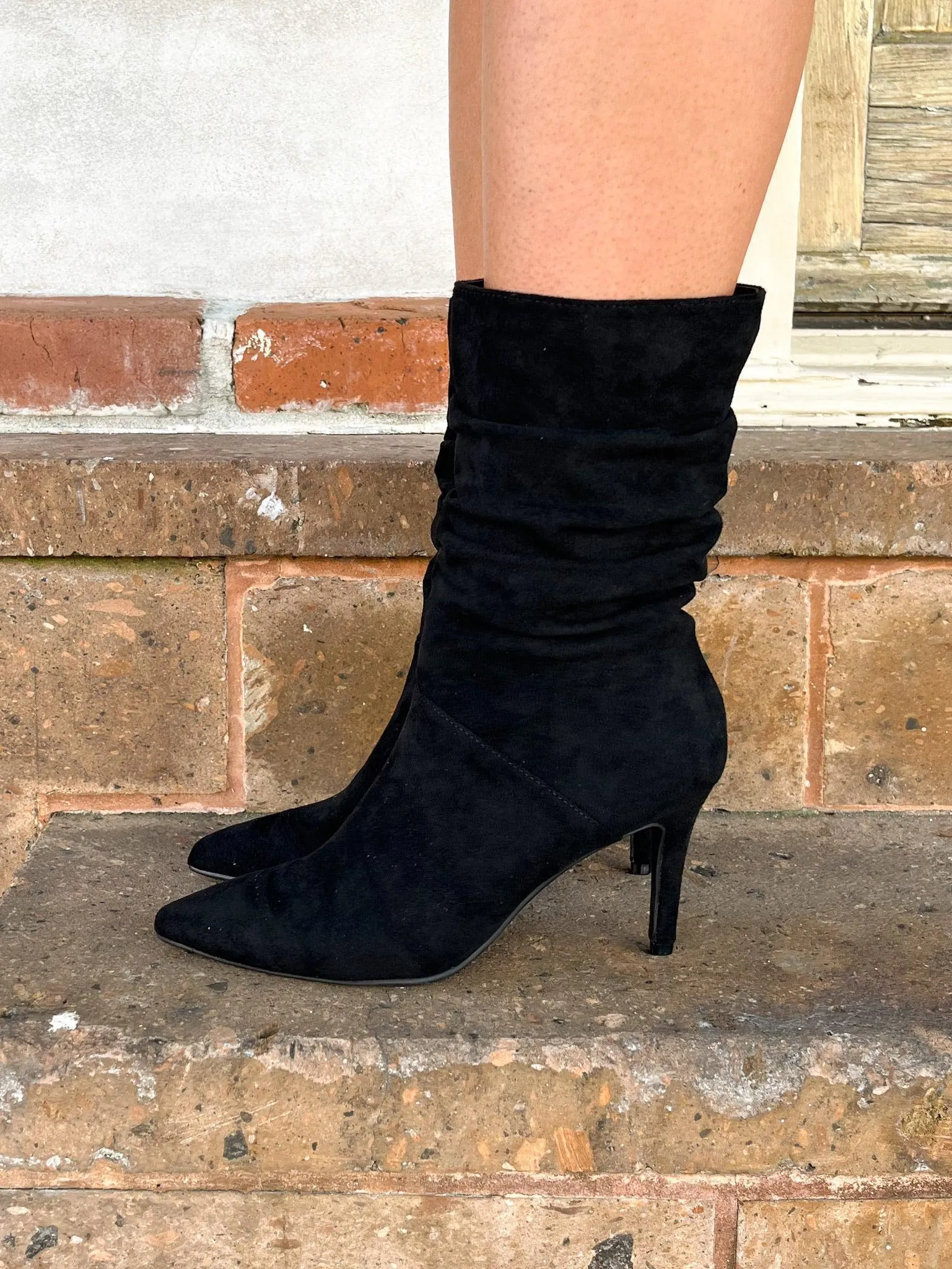 Black Suede Elegant Boot