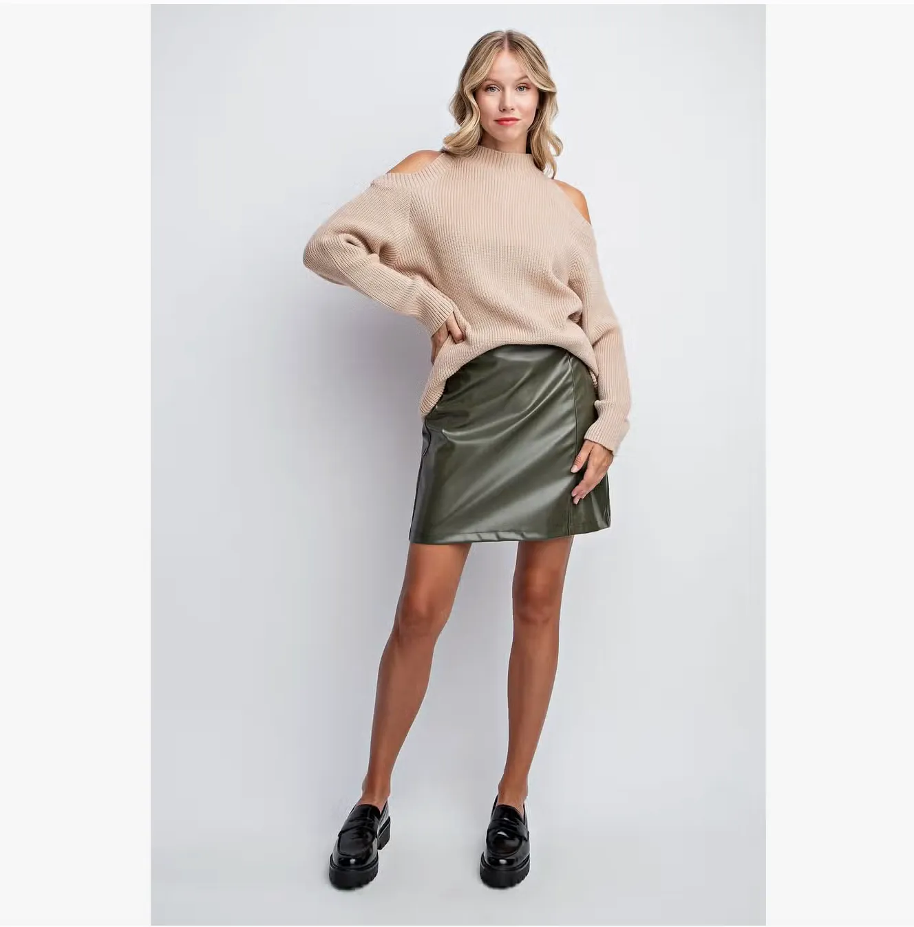 GREEN FAUX LEATHER MINI SKIRT