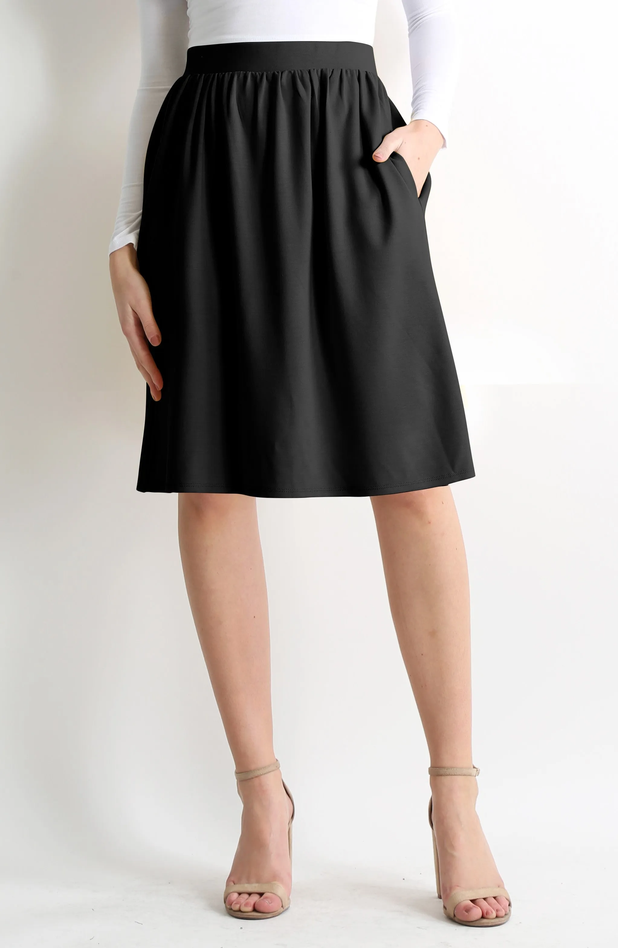 Poise With Pockets Flare Skirt