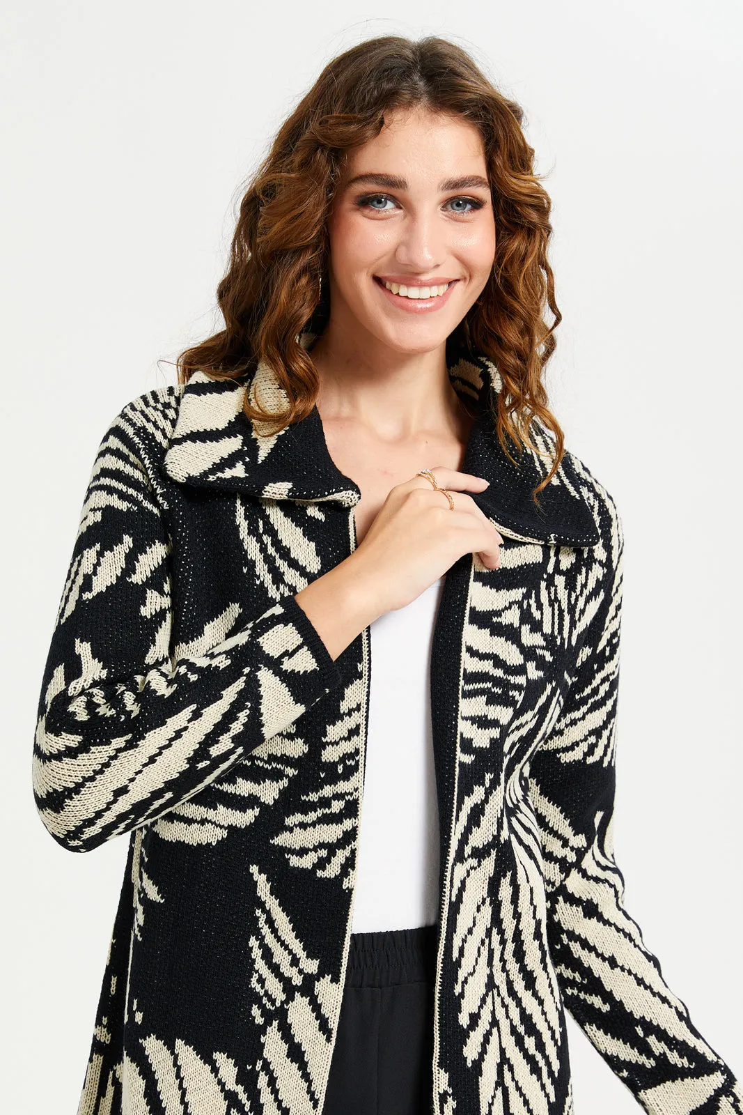 Women Black And Beige Leaves Printed Knitted Cardigan